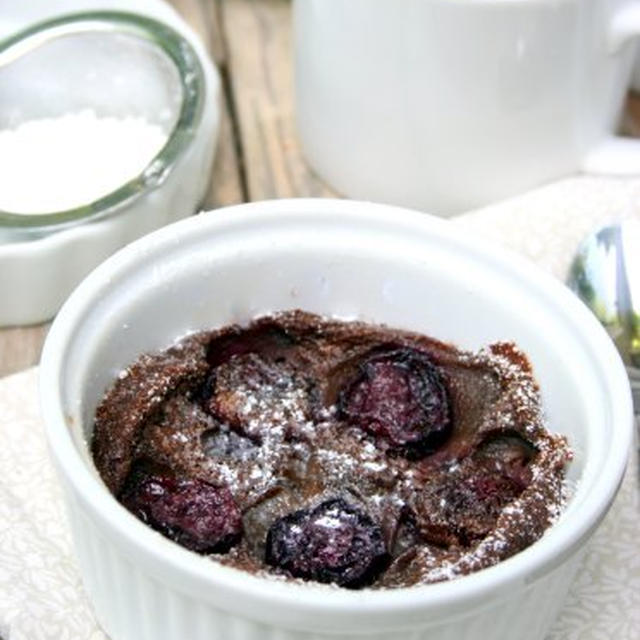 Chocolate Clafoutis with Cherriesチェリーチョコレートクラフティ