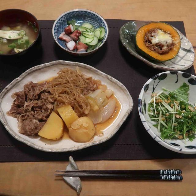 肉じゃがと坊ちゃんカボチャの肉詰めの晩ご飯と　オオバナオケラの花♪