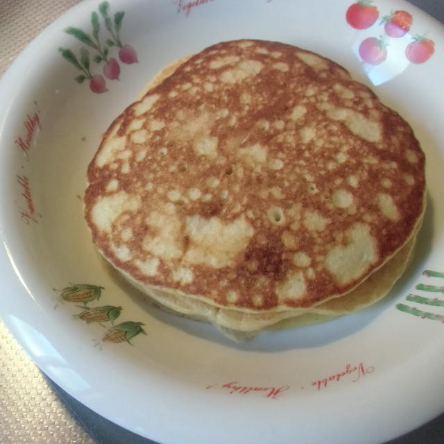 晴れときどき激しい雨　　そば粉のパンケーキ