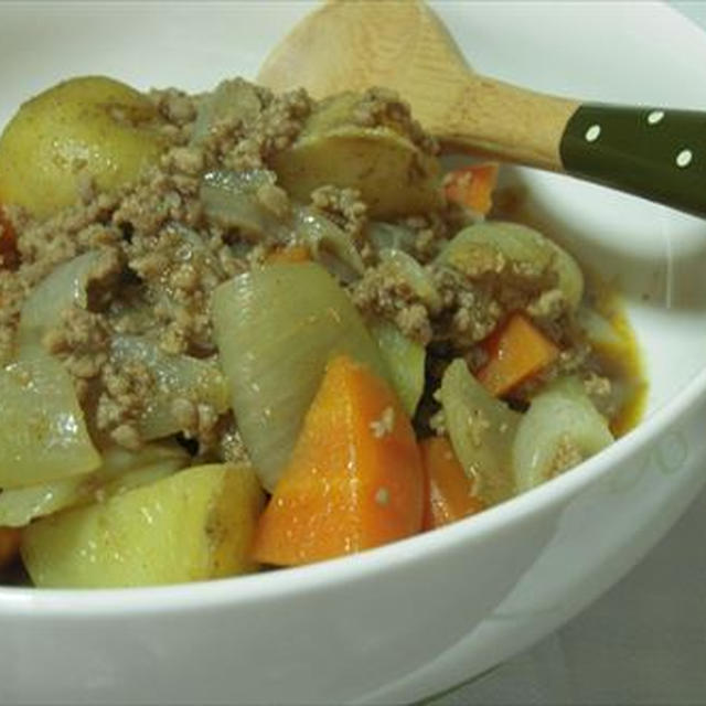 挽き肉と新じゃがいものカレー風味