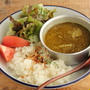 【食べ比べ】無印カレーVSローソンの新宿中村屋監修カレー！
