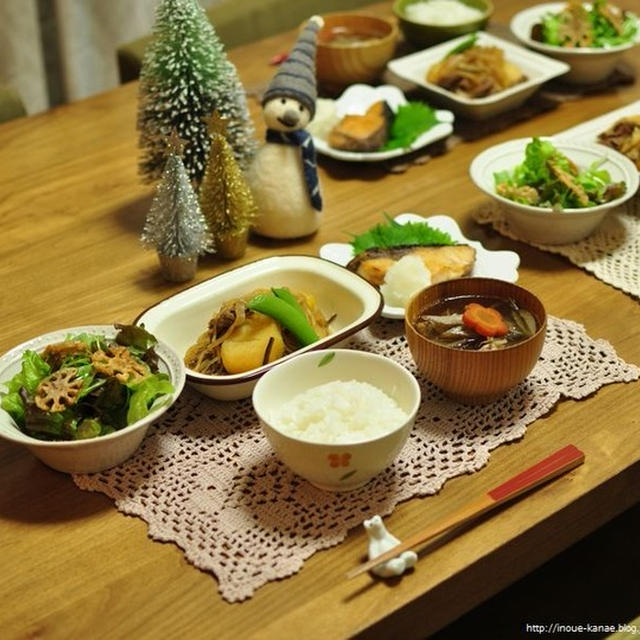 クリスマスイブの晩ごはんと、なーサンタとメイ（ポストカード風）