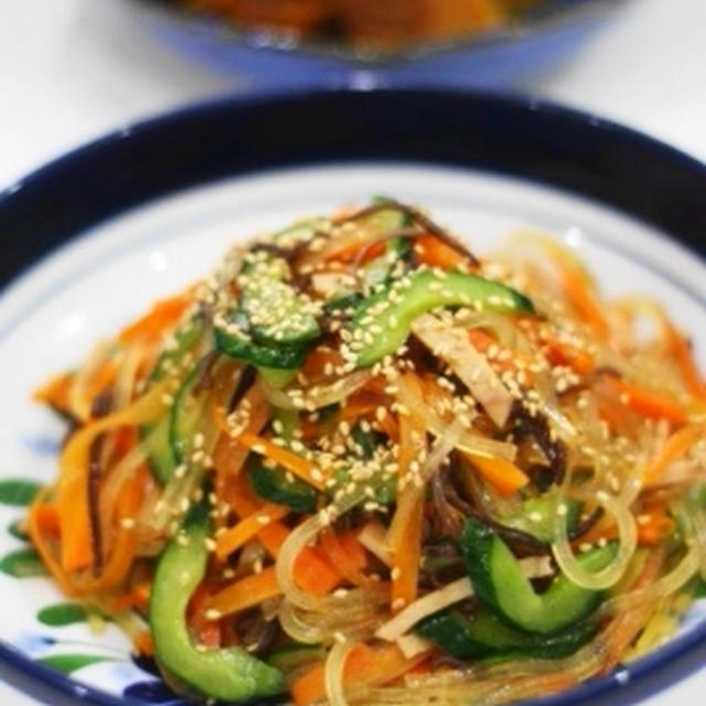 鍋ひとつで作るマロニーとたっぷりニンジンの中華サラダ