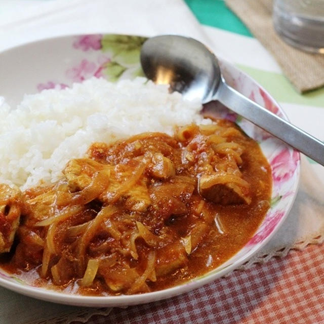 鶏ムネ肉のヨーグルトカレー