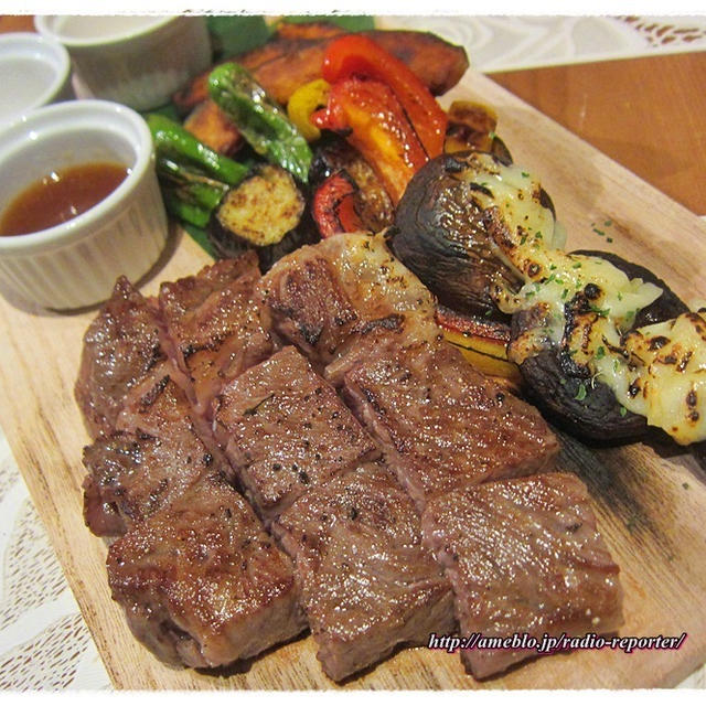 岩塩焼きステーキ・燻製がうまい☆燻し肉・炉端備長 ～ひびき～（浦和）