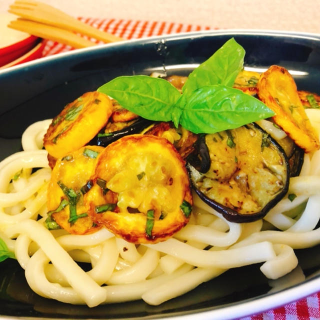 新鮮❣️イタリアンな夏野菜とバジルのうどん❤️