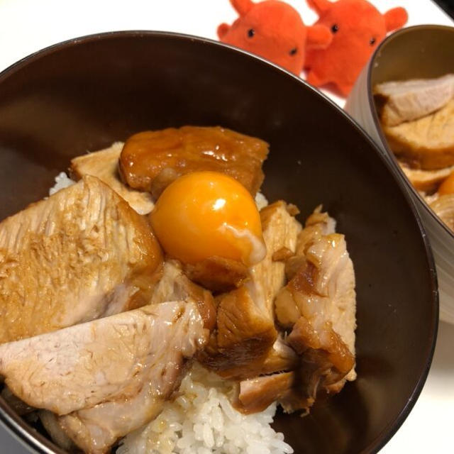 【旨味たっぷり焼き豚丼】生姜香る病みつきタレで味わおう！／やる気★★★