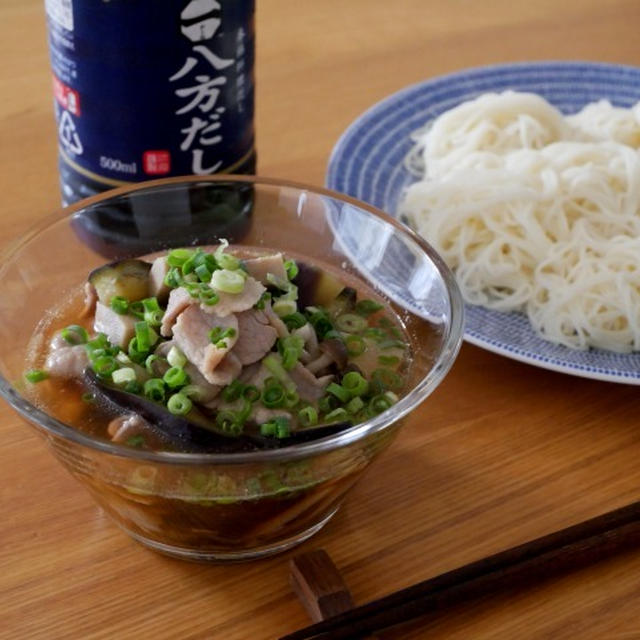 「八方だし」で豚肉となすと高野豆腐のつけ麺