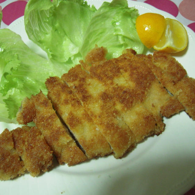 豚肉のチーズパン粉焼き