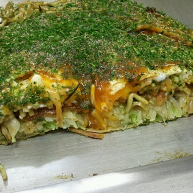 締めに広島焼き