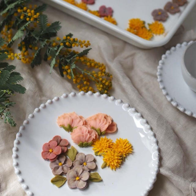 【レポ】サクホロ食感の餡フラワークッキー