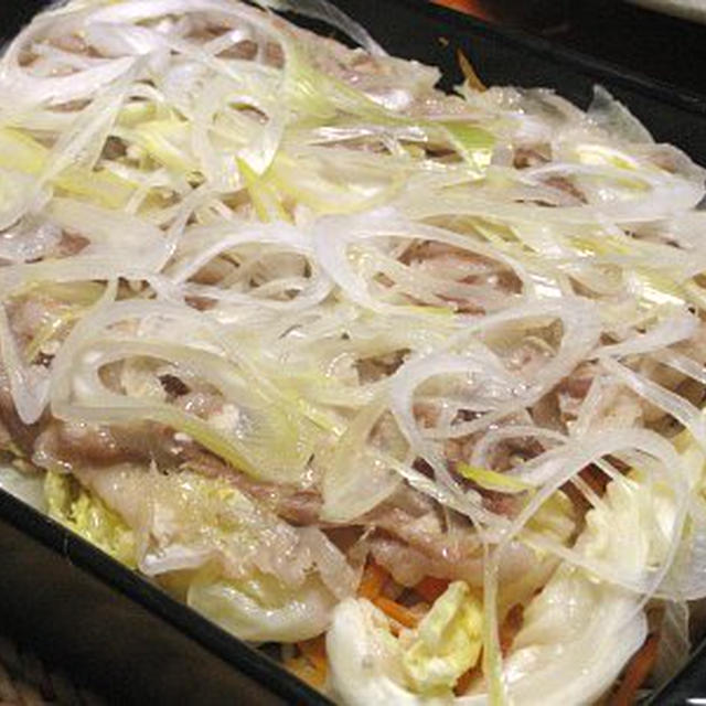 豚肉と野菜の塩糀蒸し