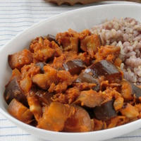 野菜ジュースの旨味で勝負‼トマトジュース de ツナとナスの和風キーマカレー