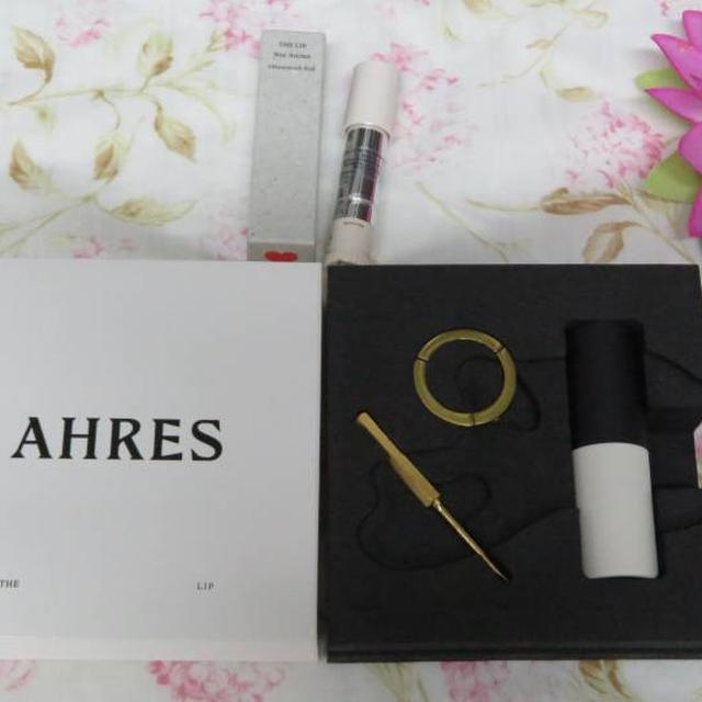 新発売★AHRES(アーレス) ザ リップ ネオ アニマ