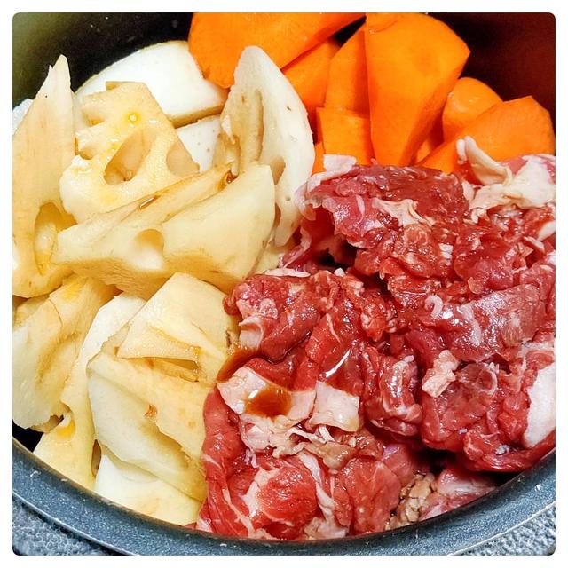 2分で完成♪水無し電気圧力鍋で作る牛肉肉じゃが