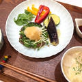 「麩を使って二品！ビーフハンバーグのおぼんカフェ定食」