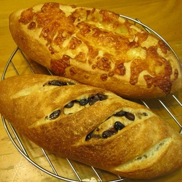 2013年4月9日（火）　チーズクッペ＆黒豆パン（赤サフ）