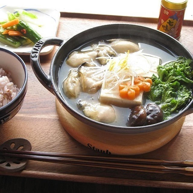 ストウブベビーウォックで♪ 牡蠣豆腐