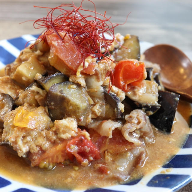 簡単！ご飯モリモリ♪夏野菜と豚肉のスタミナ炒め