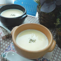 マジョラム風味☆コリンキーの冷製ポタージュ