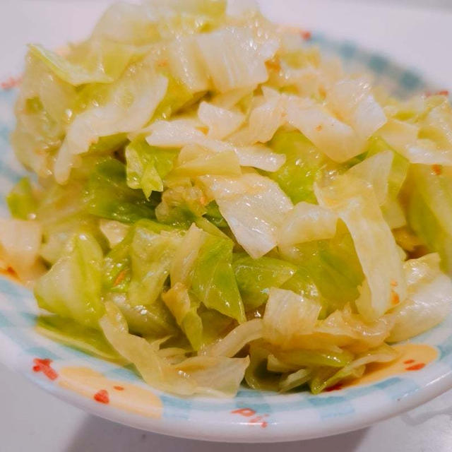 【レシピ】副菜、おつまみにシンプルで簡単♡コンソメキャベツ