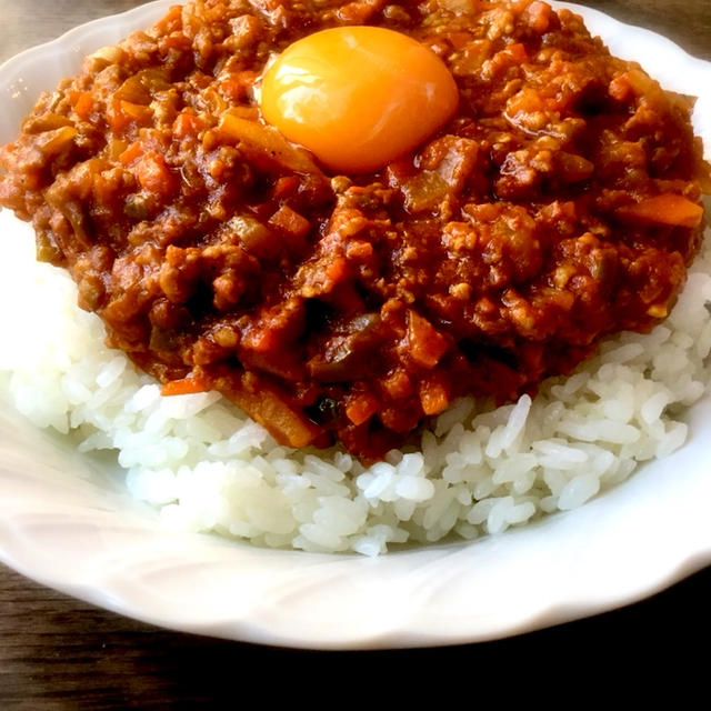 〜旨味凝縮！たっぷりトマトのキーマカレー〜レシピ＊