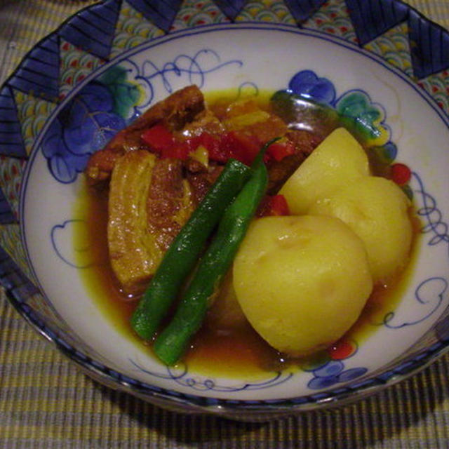 豚角煮とじゃが芋のカレー煮