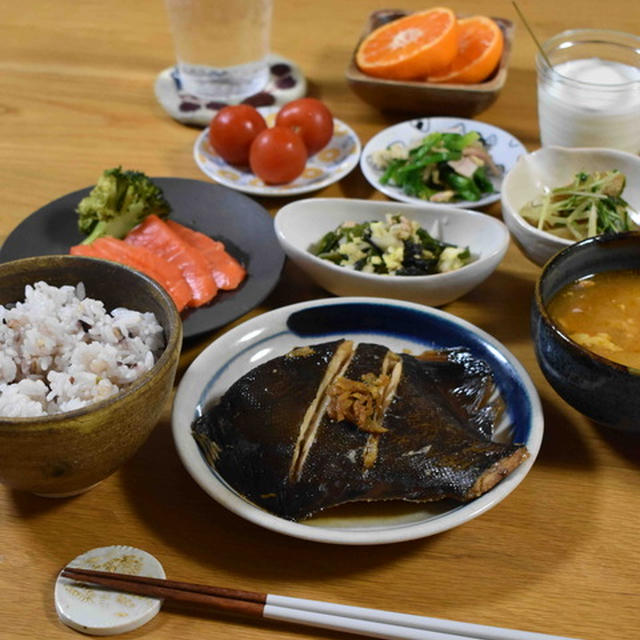 試合前、遅めの晩ごはんと今日から試合飯突入です