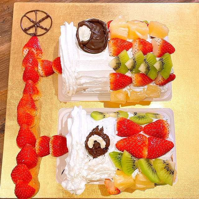 市販のロールケーキで鯉のぼりケーキを作ろう By みきママさん レシピブログ 料理ブログのレシピ満載
