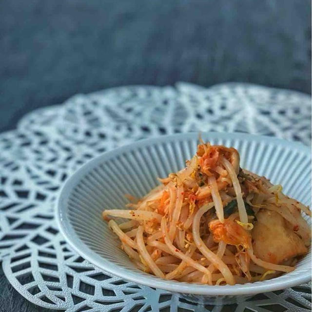 出費が多い季節です！コスパ最強＊もやしとキムチとツナのナムルサラダ＊