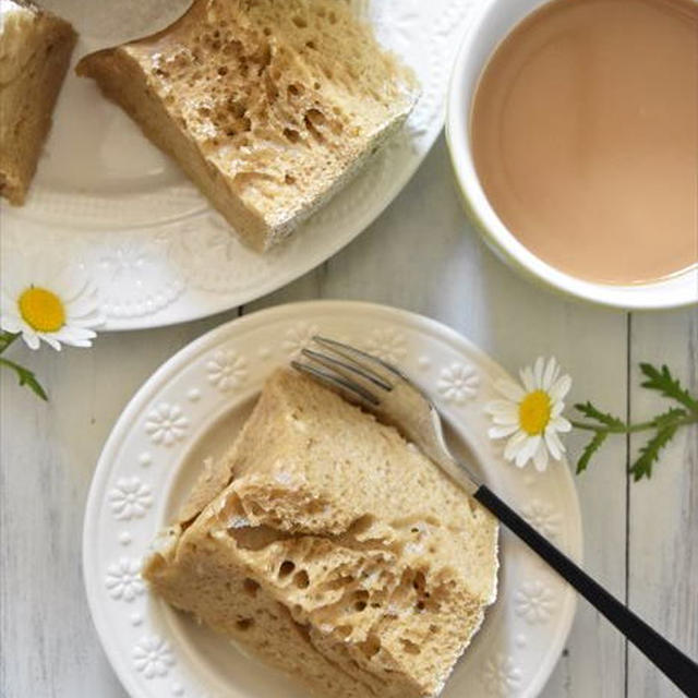 オーブン不要！レンジで簡単！ふわふわ♡ほうじ茶シフォンケーキ