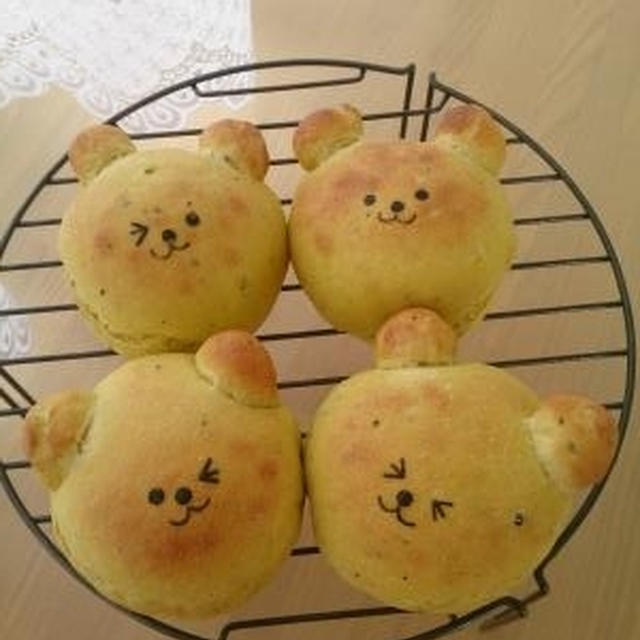かぼちゃのくまちゃんパン♪たまご焼きサンド・かぼちゃ餡サンド♪