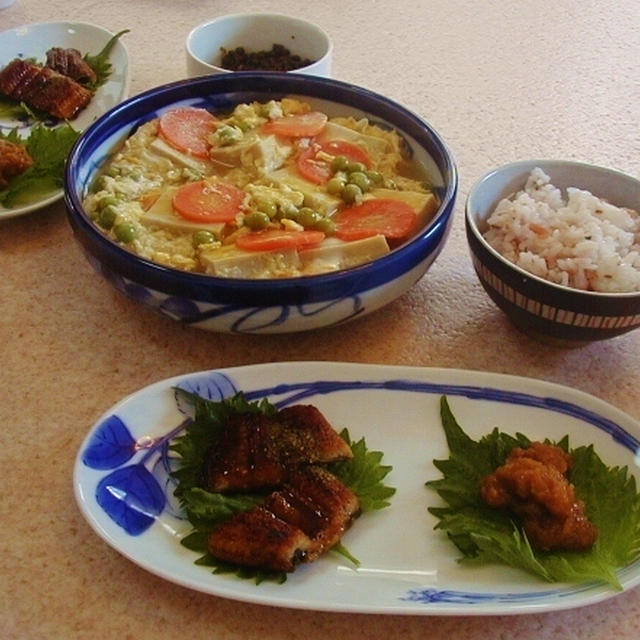 高野豆腐とえんどう豆の玉子とじ＆梅干しの炊き込みごはん