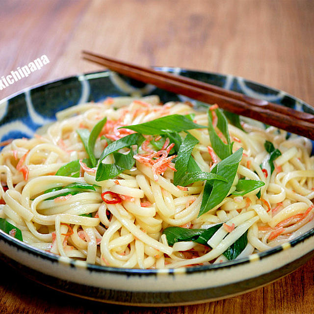 さっぱり香ばしく食べる「桜えびの乾麺焼うどん」＆メシ通さんアップ「今回はウィスキー」