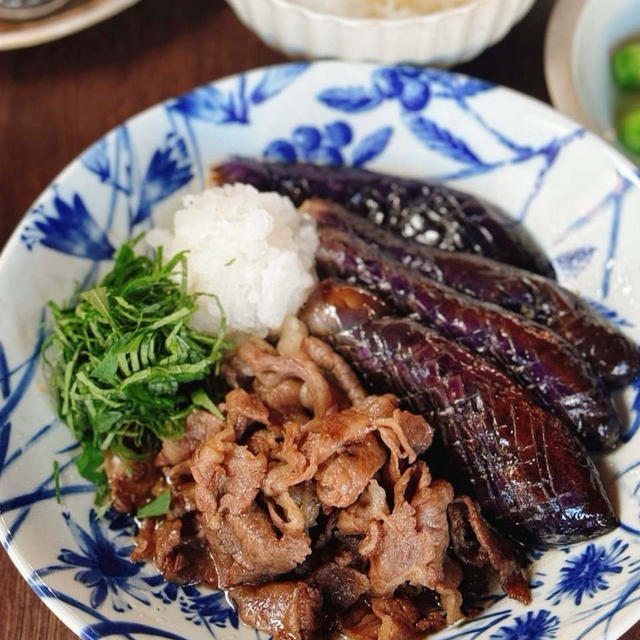 おいしいおかずで白飯を思い切り食べたい時にはコレ！染み染み幸せおかず、牛肉と焼き茄子の和風煮！