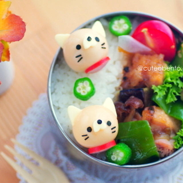 赤い首輪のネコちゃんのキャラ弁