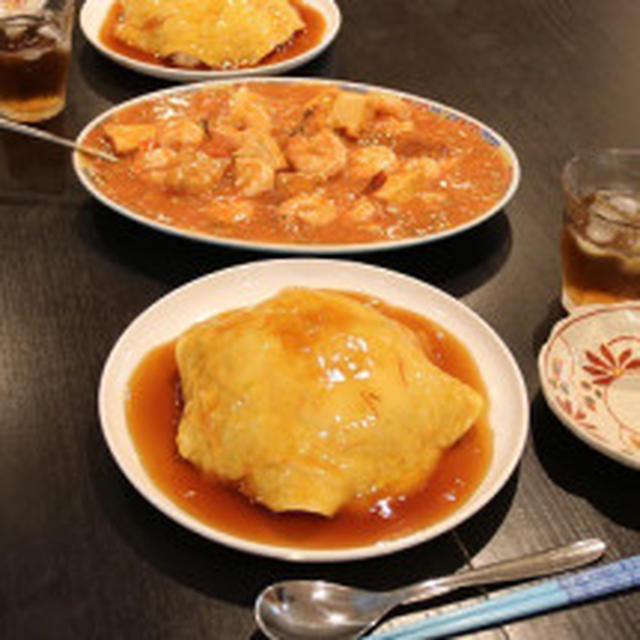 【ランチはハイナンチキン＆グリーンカレーにしました～！！】....ママさん友達が...