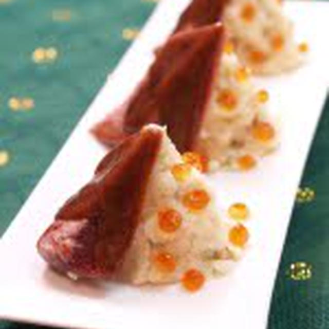 マグロの照り焼きとわさびマッシュポテトのクリスマス風