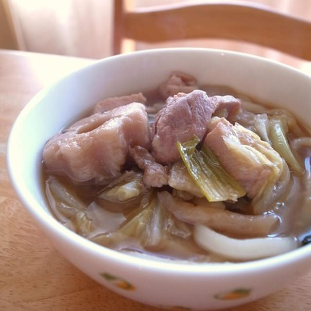 おでん汁をリメイク、鶏と白菜たっぷりおでん汁うどん｜年末年始を健康で乗り切る食べ方は？