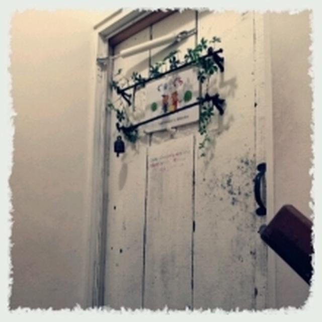 ＊　ペンネンネネム　絵本カフェ