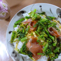 菜の花のゆずナッツサラダのせ♪ちらし寿司