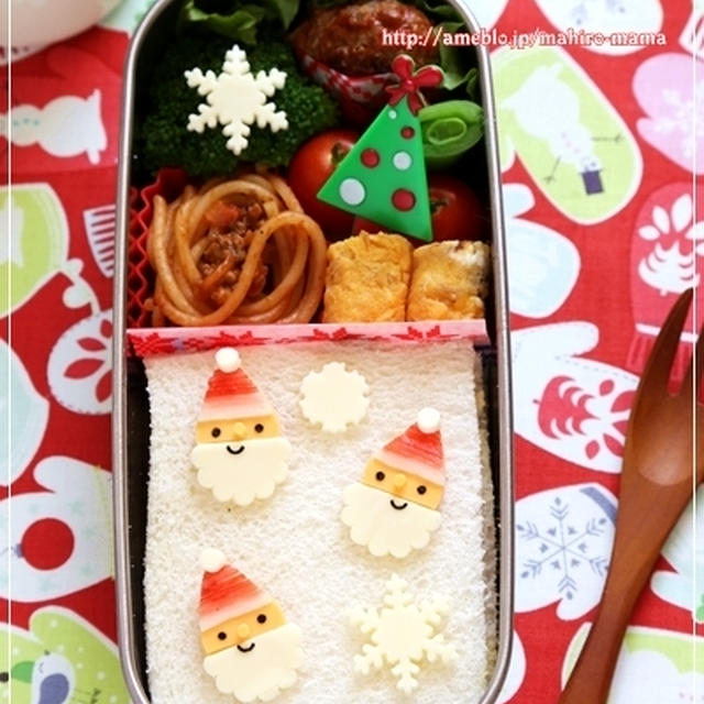 ミニミニサンタさんデコのサンドイッチ＊クリスマスキャラ弁