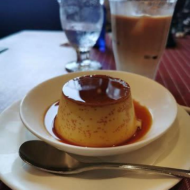 固めプリンの美味しいお店