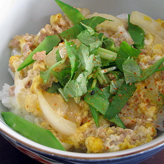 鶏ひき肉の親子丼