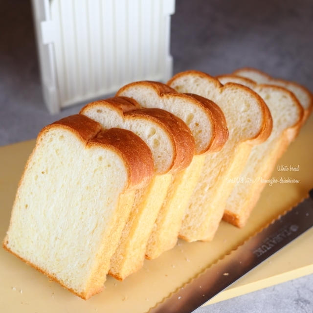 強力粉モナミで山食練習❁