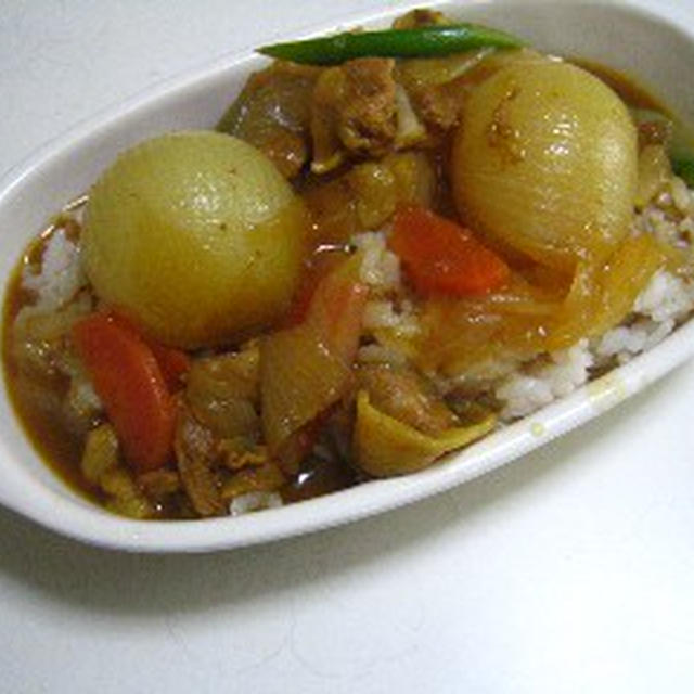 小玉ネギと巨大玉ネギ