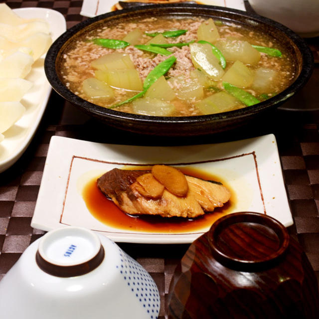 ぶりの煮つけや冬瓜の煮ものなど