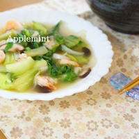 青梗菜と海老の塩炒めとマルちゃん正麺