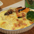 残った鍋の材料でグラタンを♪