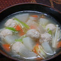 寒い〜夜は、熱々、簡単、さっぱりでピリリ！大根と鶏団子のスープ柚子こしょう風味。